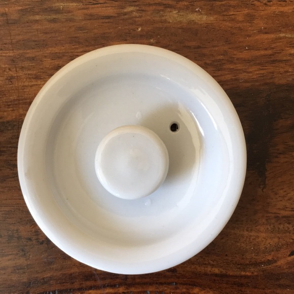 Vintage White Japanese Style Teapot w/ Bamboo Handle by Taylor & Ng (c) 1971 - Picture 8 of 16